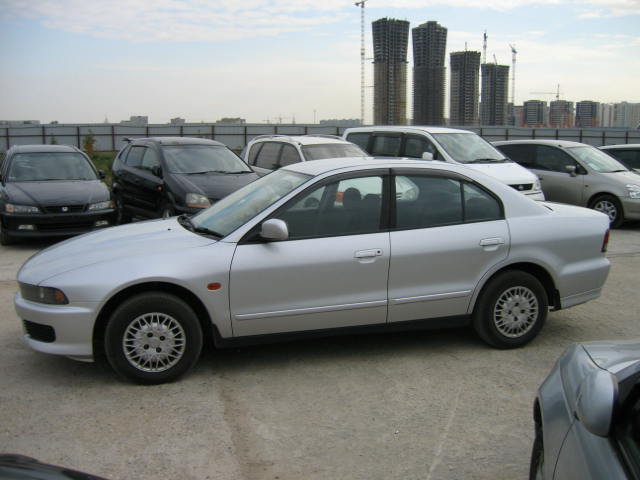 2001 Mitsubishi Galant Pictures