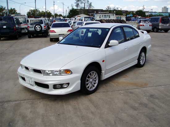 2001 Mitsubishi Galant Pics