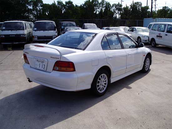 2001 Mitsubishi Galant Pictures