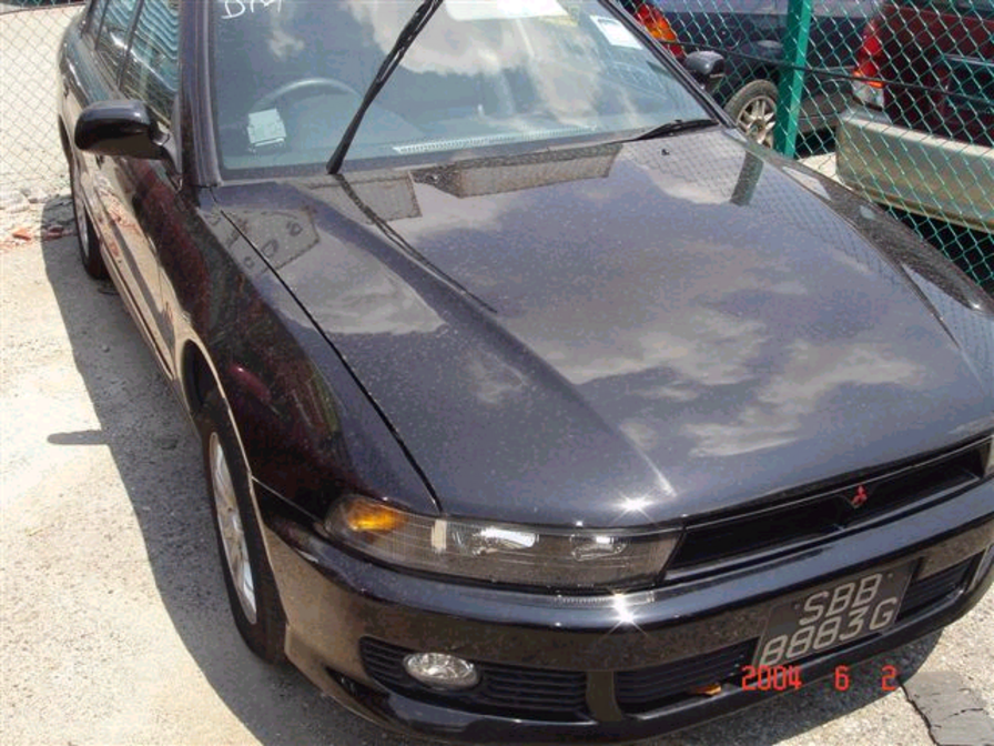 2001 Mitsubishi Galant Photos