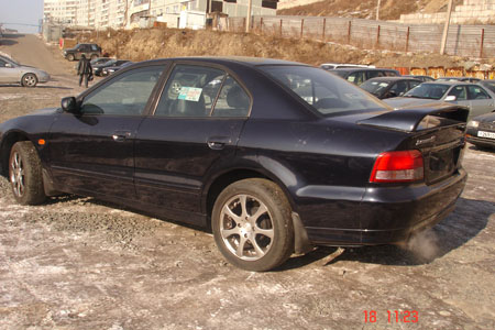 2001 Mitsubishi Galant Photos