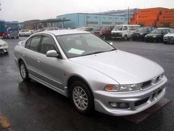 2001 Mitsubishi Galant Photos