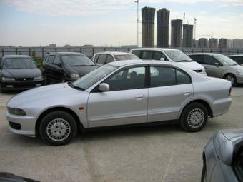 2001 Mitsubishi Galant Pics