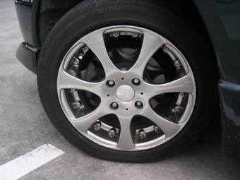 2001 Mitsubishi Galant Photos