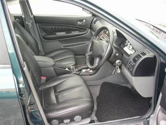 2001 Mitsubishi Galant Photos