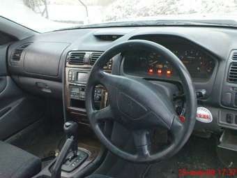 2001 Mitsubishi Galant Photos