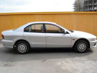 2001 Mitsubishi Galant Wallpapers