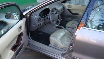 2001 Mitsubishi Galant Photos