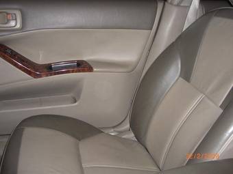 2001 Mitsubishi Galant Pictures
