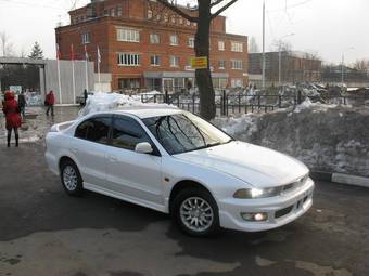 2001 Mitsubishi Galant Pictures