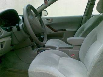 2001 Mitsubishi Galant Pictures