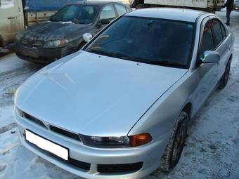 2001 Mitsubishi Galant Photos