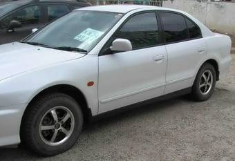 2001 Mitsubishi Galant Images