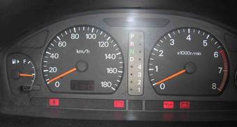 2001 Mitsubishi Galant Pics