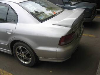 2001 Mitsubishi Galant Pictures