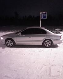 2001 Mitsubishi Galant Photos