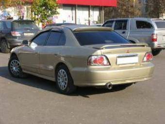 2001 Mitsubishi Galant Images