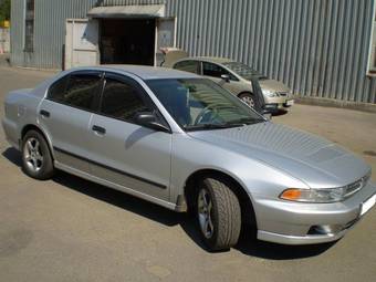 2001 Mitsubishi Galant Images