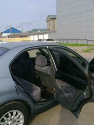 2001 Mitsubishi Galant Photos