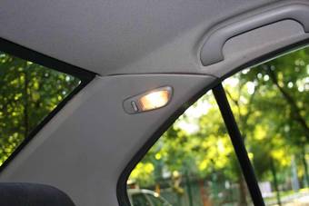 2001 Mitsubishi Galant Pictures
