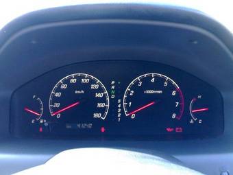 2001 Mitsubishi Galant Photos