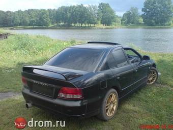2001 Mitsubishi Galant Photos