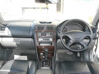 2001 Mitsubishi Galant Pictures