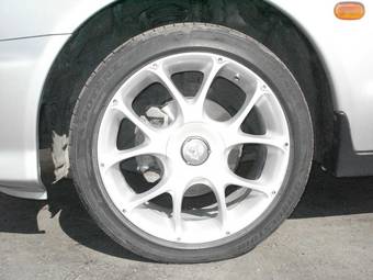 2001 Mitsubishi Galant Photos