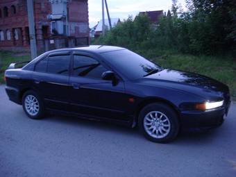 2001 Mitsubishi Galant Pics