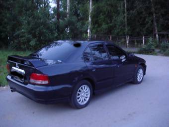 2001 Mitsubishi Galant Pictures