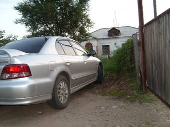 2001 Mitsubishi Galant Photos