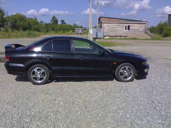 2001 Mitsubishi Galant Photos