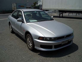 2002 Mitsubishi Galant