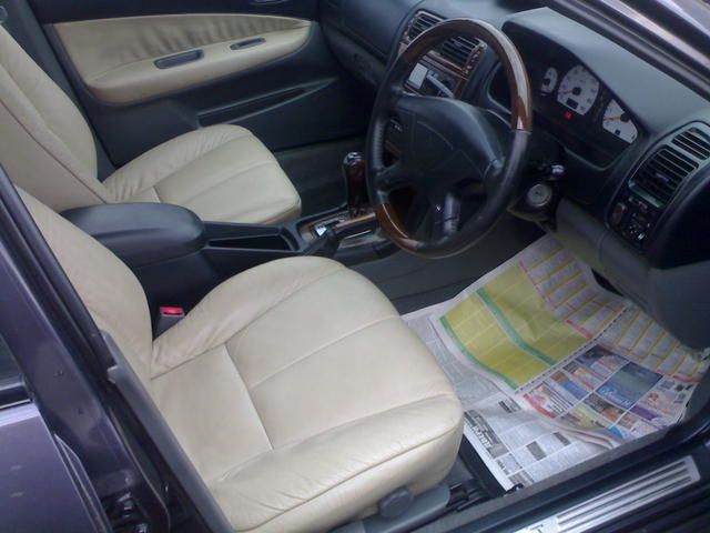 2002 Mitsubishi Galant