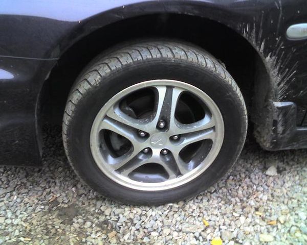 2002 Mitsubishi Galant