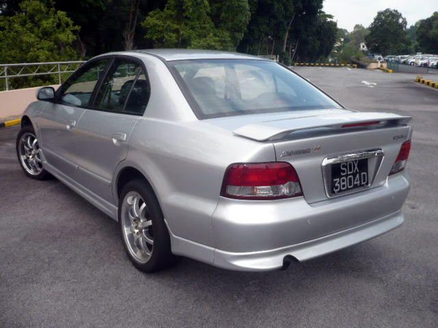 2002 Mitsubishi Galant