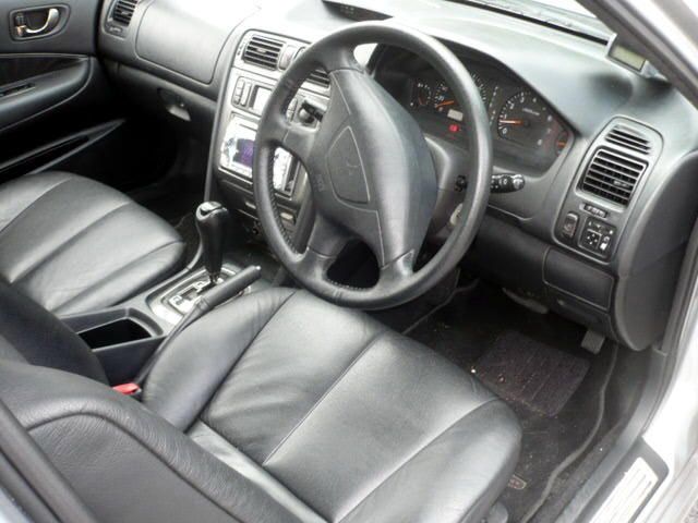 2002 Mitsubishi Galant