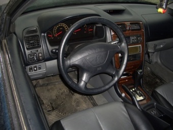 2002 Mitsubishi Galant Pictures