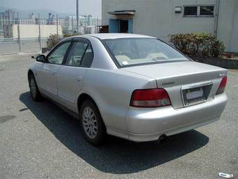 2002 Mitsubishi Galant Photos