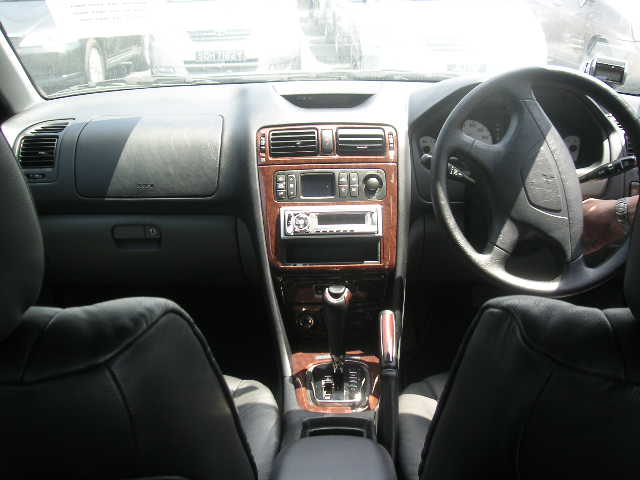 2002 Mitsubishi Galant Pictures