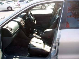 2002 Mitsubishi Galant Pictures