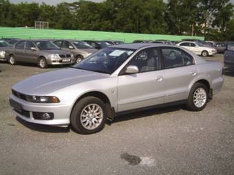 2002 Mitsubishi Galant Photos