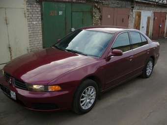 2002 Mitsubishi Galant Photos