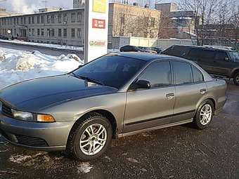 2002 Mitsubishi Galant Photos