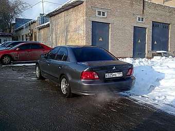 2002 Mitsubishi Galant Photos