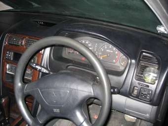 2002 Mitsubishi Galant Pictures