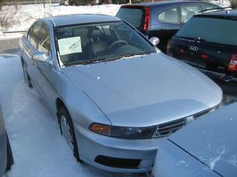 2002 Mitsubishi Galant