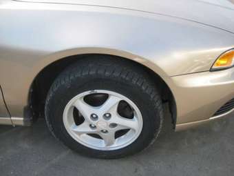 2002 Mitsubishi Galant Pics