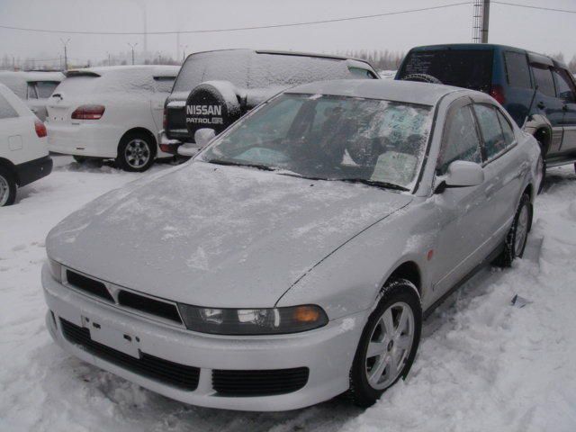 2002 Mitsubishi Galant