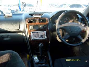 2002 Mitsubishi Galant Pictures